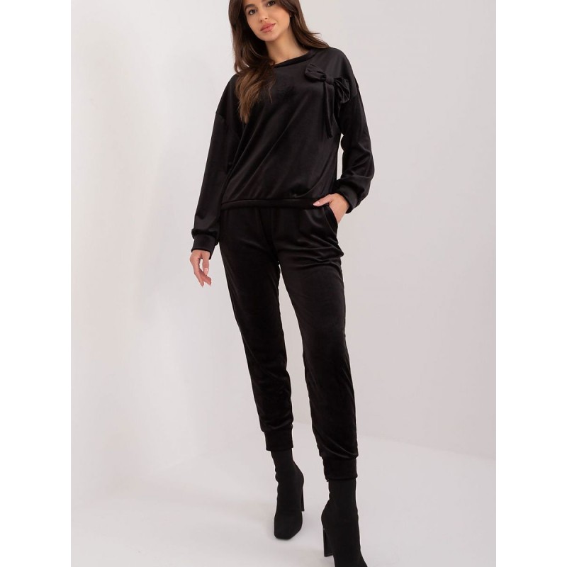 L`ensemble model 193485 Italy Moda