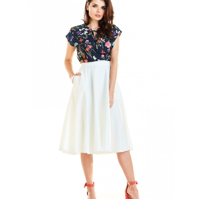 Jupe model 129952 awama